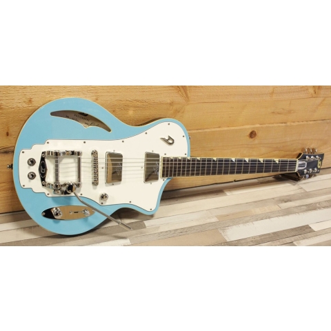 Duesenberg Julia, Narvik Blue
