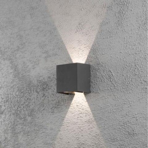 Konstsmide Cremona Light High Power - Buiten Wandlamp Met 2 Regelbare Lichtbundels - 13 X 11 X 13,5 Cm - 6W LED Incl. - IP54 - Antraciet