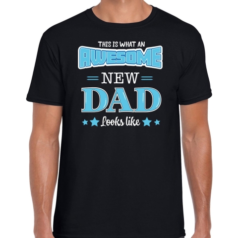 Cadeau t-shirt aanstaande papa - awesome new dad - zwart/blauw - heren - Vaderdag/verjaardag M -