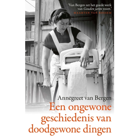 Een ongewone geschiedenis van doodgewone dingen (Paperback)