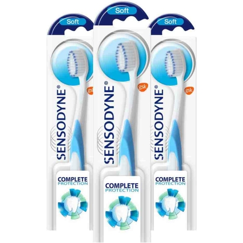 3x Sensodyne Tandenborstel Complete Care Soft