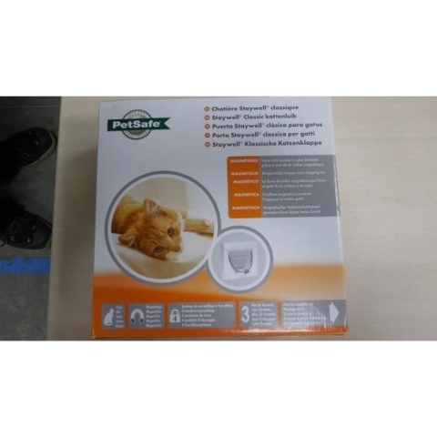 Petsafe 932 Magnetisch Kattenluik - Wit - 10.5 x 22.6 x 22.8 cm