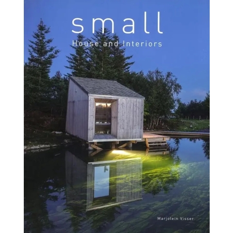Small: House And Interiors (Hardback)