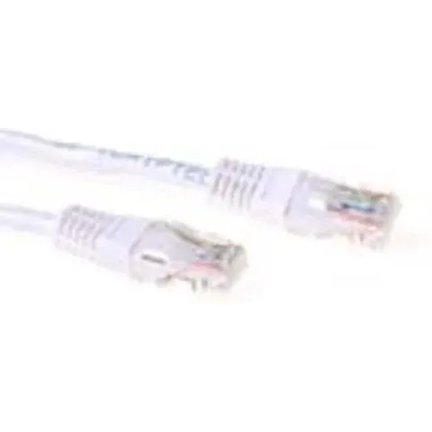 ACT CAT5E UTP patchkabel wit