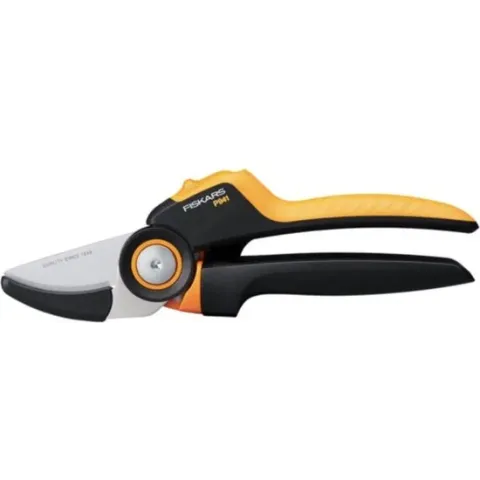 Fiskars Xseries PowerGear rolgrip aambeeld L P941 snoeischaar