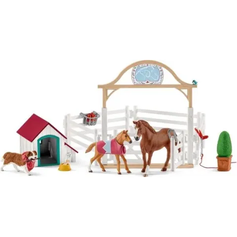 Schleich Hanna's Paardengastenverblijf met hondenhok en hond 42458 - Paard Speelfigurenset - Horse Club - 40 x 30 x 20 cm