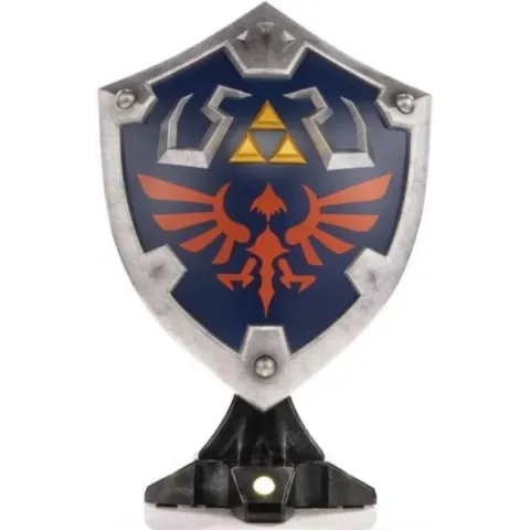 The Legend of Zelda Breath of the Wild PVC Statue - Hylian Shield Collector's Edition