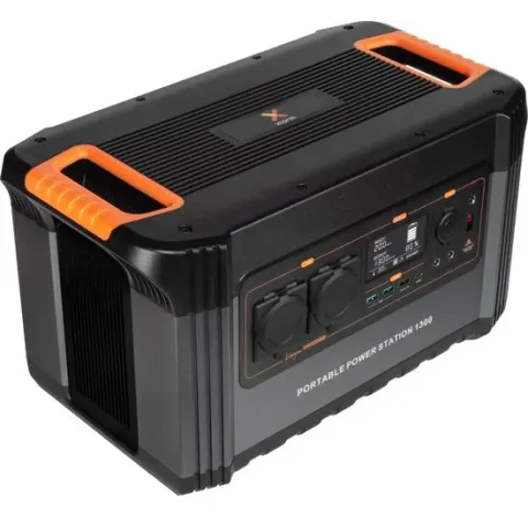Xtorm / Draagbaar Powerstation - 1300W - 392.000 mAh - Xtreme Power - Zwart/Oranje